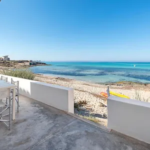 https://beach-house-es-trenc.balearic-islands.net