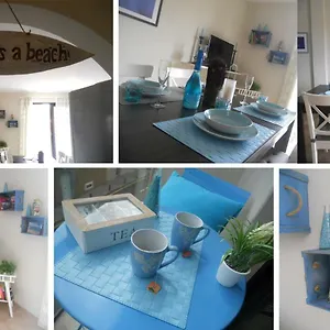 https://beach-house-los-cristianos.in-canary-islands.com